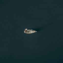 clay-banks-2ujVsmHIPbA-unsplash